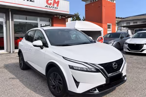 Nissan Qashqai 1.3 mhev Business 2wd 158cv xtronic