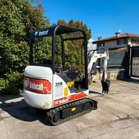 E268 - MINI ESCAVATORE 16 Q BOBCAT 320