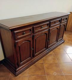 Credenza bassa - madia molto ben tenuta