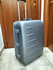 RONCATO valigia 65x45x30 fatto un viaggio euro 40 