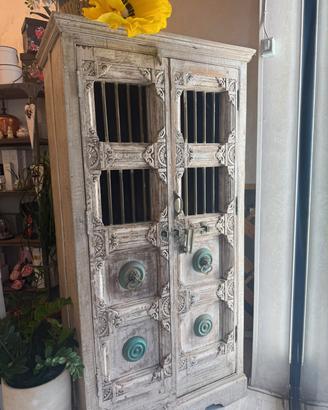 armadio indiano originale  in legno massello 