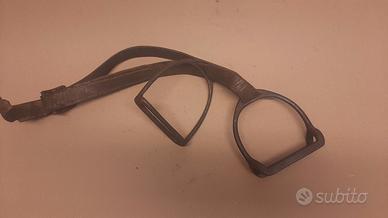 antiche staffe per cavallo 