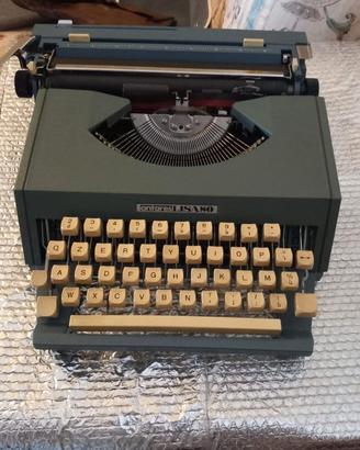 Macchina da scrivere anni 70