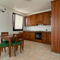 Cucina completa di elettrodomestici