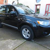 Mitsubishi Outlander 2.0 di-d Invite dpf