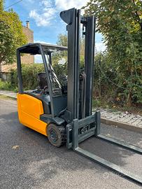 Carrello elevatore Jungheinrich