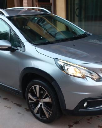 Peugeot 2008 BlueHDi 120 S&S Allure