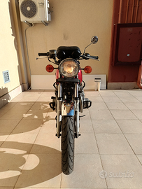 Motociclo Suzuki 550GSE anno 1980