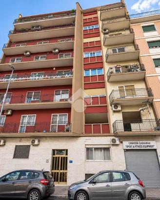 2 LOCALI A BARI