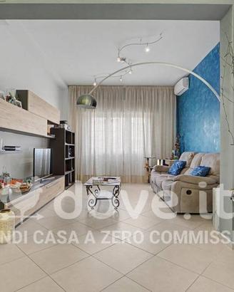 Appartamento di 113 m² con 4 locali e box auto a S