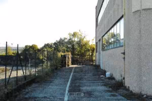 Immobile in asta di 2140 m² a Due Carrare