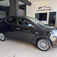 Lancia Ypsilon 1.2 69 CV 5 porte 2015