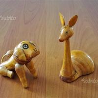 Statuine di animali in legno