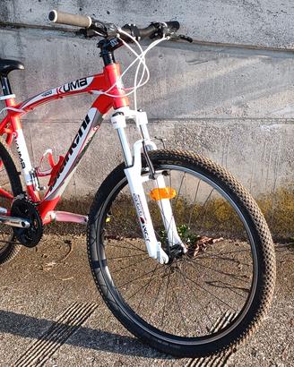 Mountainbike Bianchi Kuma 4600