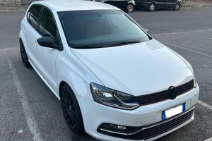 Volkswagen Polo V 2015 5p Comfortline 78cv