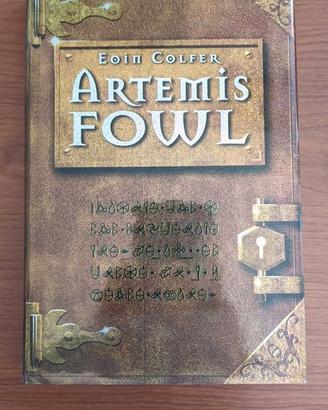 Eoin Colfer - Artemis Fowl - Mondadori 2001