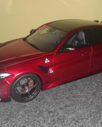 Alfa Romeo Giulia GTAm 1/18 Ottomobile 