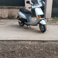 Piaggio quartz 50