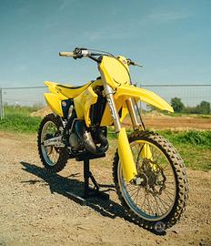 Suzuki RM 125