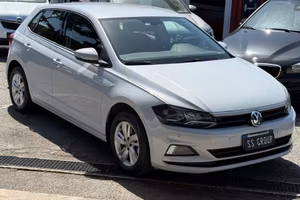 Polo 1.6 TDI 95 CV DSG - Highline-unipro-E6-