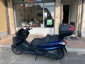Yamaha Majesty 400 Scooter usata in vendita in Lombardia