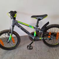 bicicletta CUBE per bambini