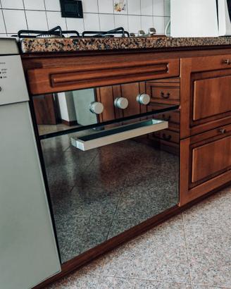 Vendisi forno hotpoint
