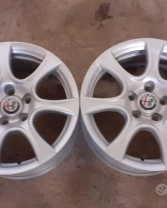 2 cerchi da 16 Alfa Romeo Giulietta