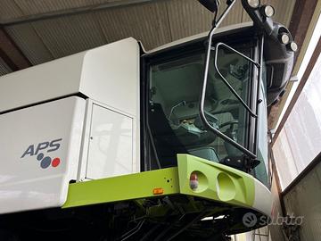 Mietitrebbia Class 430 Tucano