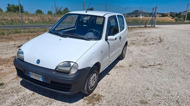 Fiat 600 perfettamente funzionante