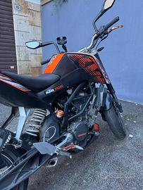 Moto Ktm 125 cc
