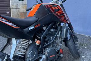 Moto Ktm 125 cc