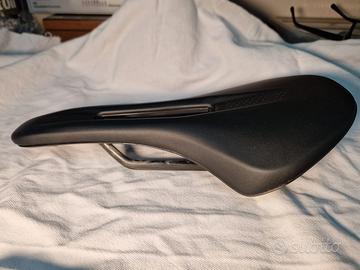 Sella bici Fi'zi:k mod. "vento" R1