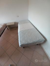 armadio cucina componibile letto tavolo e sedie