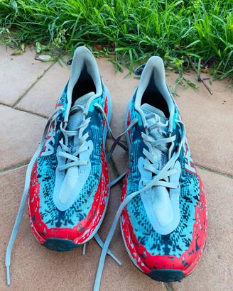 hoka Speedgoat 6 tg 44 2/3