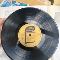 100 dischi vinile”La Musica Moderna”Fabbri Editori