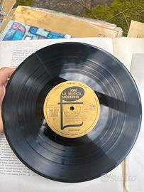 100 dischi vinile”La Musica Moderna”Fabbri Editori