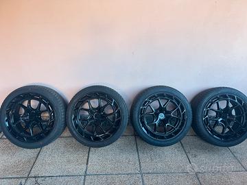 Set 4 cerchi R18+gomme 4 stagioni