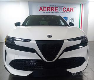 Alfa Romeo Junior 1.2 145 CV Hybrid eDCT6 Q4