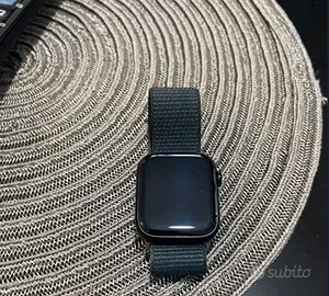 Apple Watch Series 9 45mm GPS + Cellular