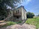 casa-singola-con-giardino-avvolgente