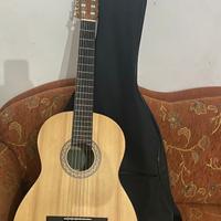 Chitarra classica Yamaha C40M