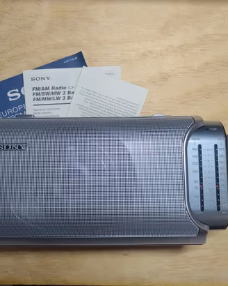 Sony ICF-704 Radio Portatile AM/FM Vintage NUOVA