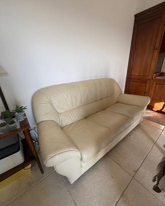 Divano in vera pelle