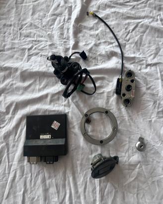 Kit blocchetto chiavi Suzuki gsxr1000 k7/k8