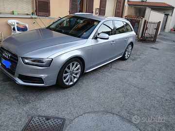 Audi A4 avant station wagon