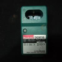 caricabatteria makita dc9710