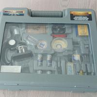 Valigetta con Microscopio in Metallo per Bambini.