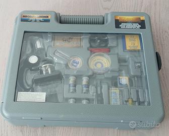 Valigetta con Microscopio in Metallo per Bambini.