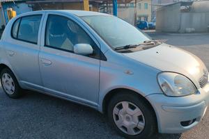 Yaris 5p 1.0benz 2004 km 300mila Clima servo
